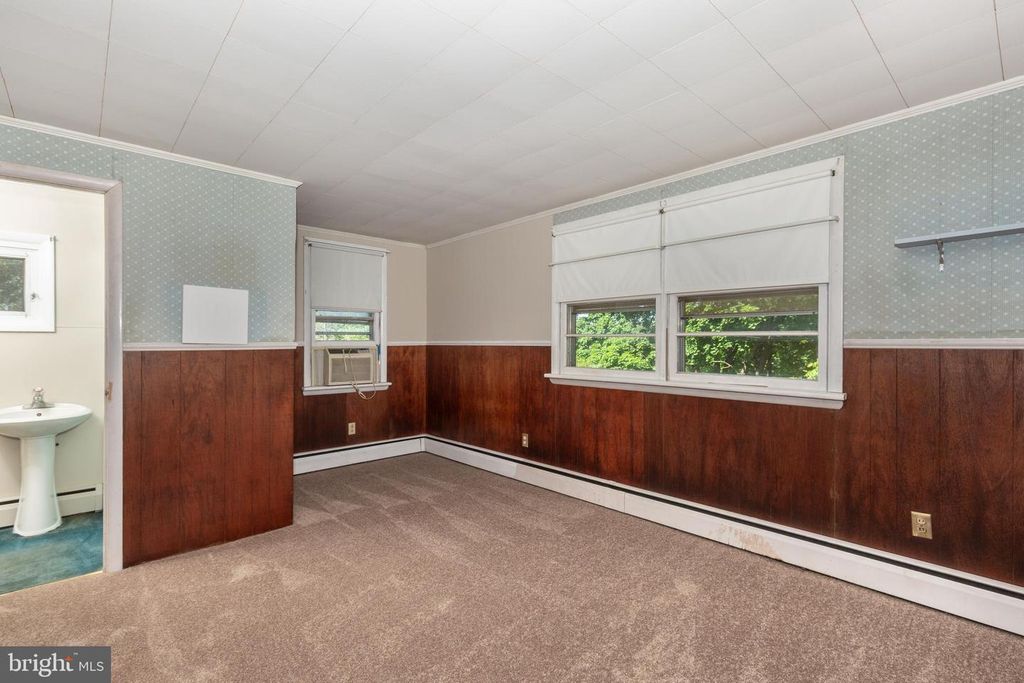 Image 19 of property listing at 1023 CHERRYTOWN RD, Westminster, MD 21158