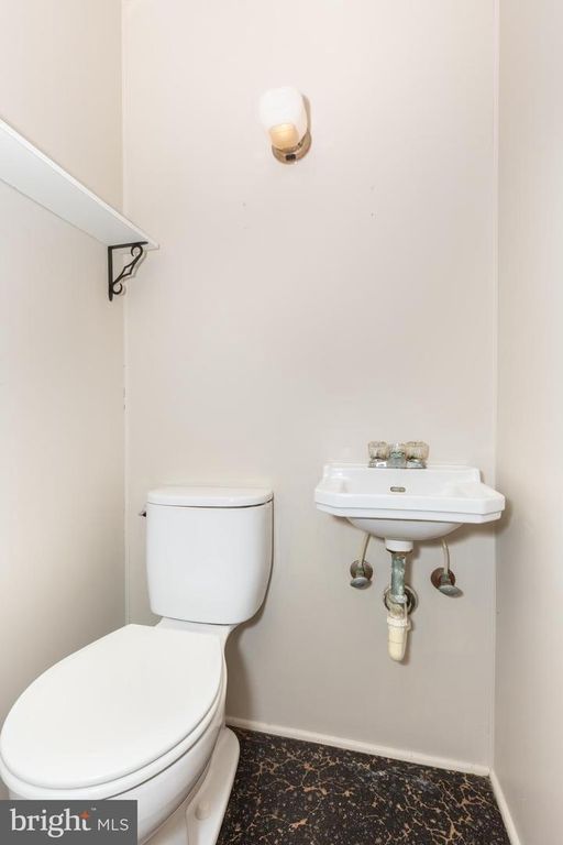 Image 26 of property listing at 1023 CHERRYTOWN RD, Westminster, MD 21158