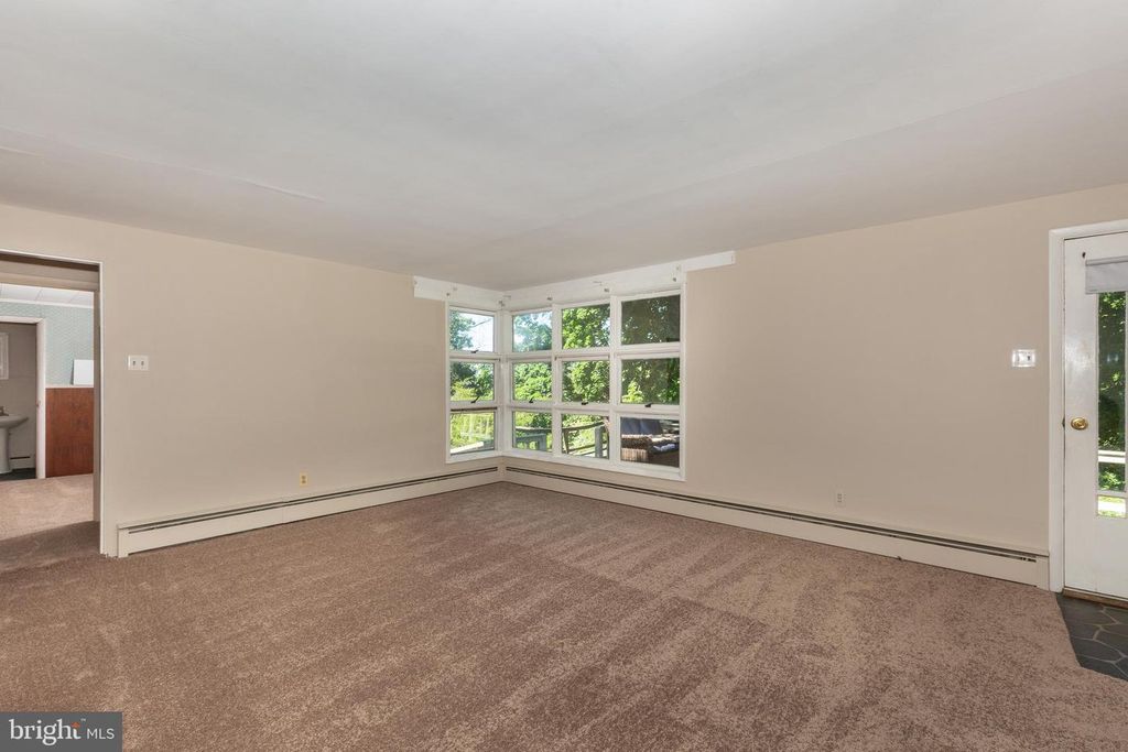 Image 9 of property listing at 1023 CHERRYTOWN RD, Westminster, MD 21158