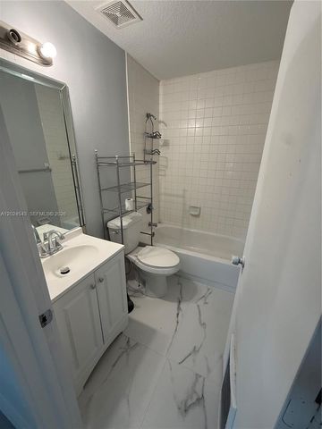 14816 SW 104th St 89, Miami, FL 33196