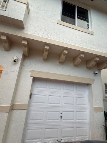 14816 SW 104th St 89, Miami, FL 33196