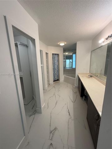 14816 SW 104th St 89, Miami, FL 33196