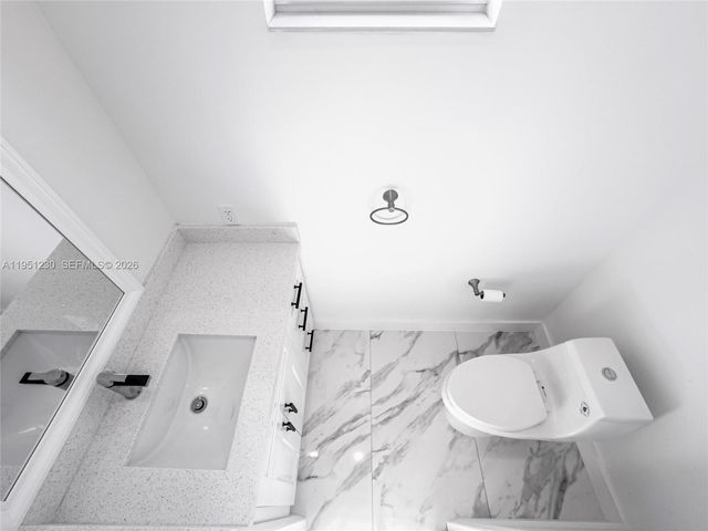 312 SE Via Sangro, Port St. Lucie, FL 34952