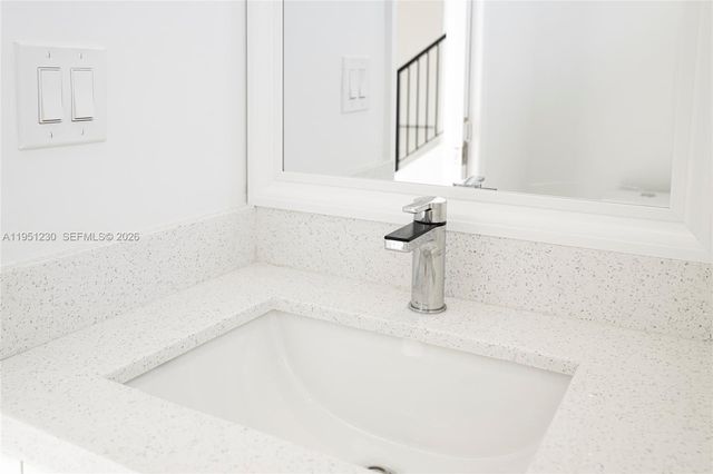 312 SE Via Sangro, Port St. Lucie, FL 34952