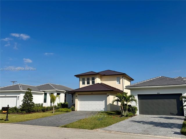 312 SE Via Sangro, Port St. Lucie, FL 34952