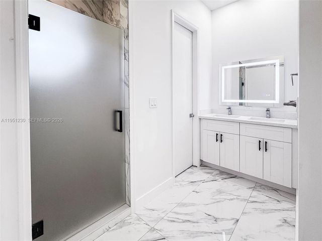 312 SE Via Sangro, Port St. Lucie, FL 34952