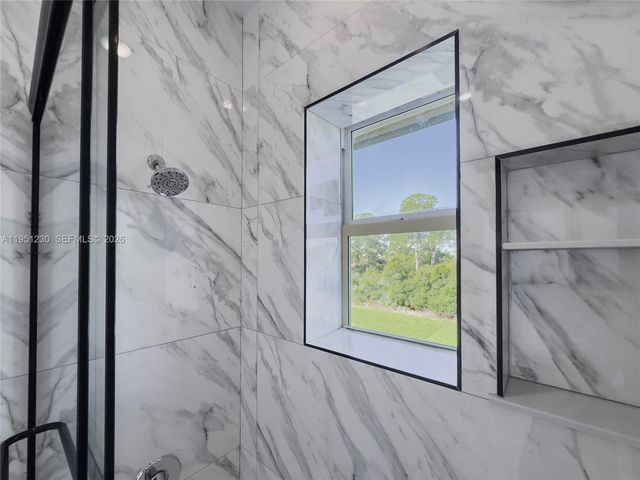 312 SE Via Sangro, Port St. Lucie, FL 34952