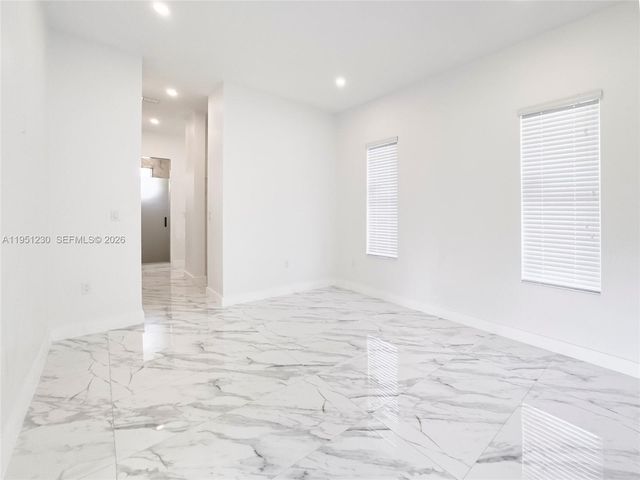 312 SE Via Sangro, Port St. Lucie, FL 34952