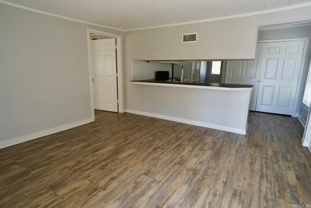 309 Roosevelt Cir, Morrilton, AR 72110