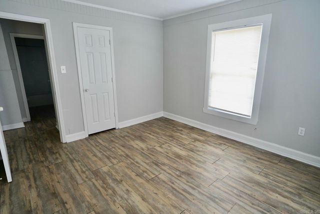 309 Roosevelt Cir, Morrilton, AR 72110