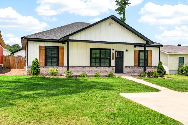 2300 Loop Acres Road, Jacksonville, AR 72076