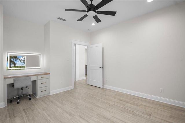 6275 FM 1404, Gilmer, TX 75645