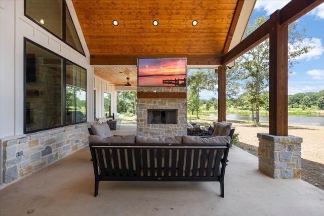 6275 FM 1404, Gilmer, TX 75645
