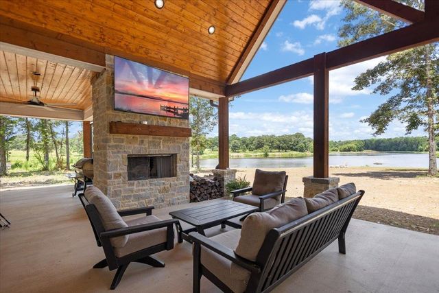 6275 FM 1404, Gilmer, TX 75645