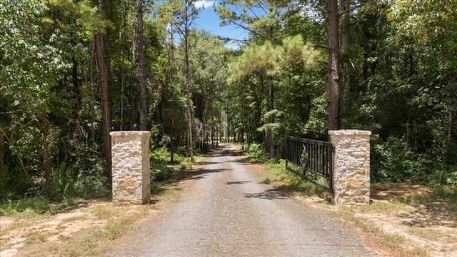 6275 FM 1404, Gilmer, TX 75645