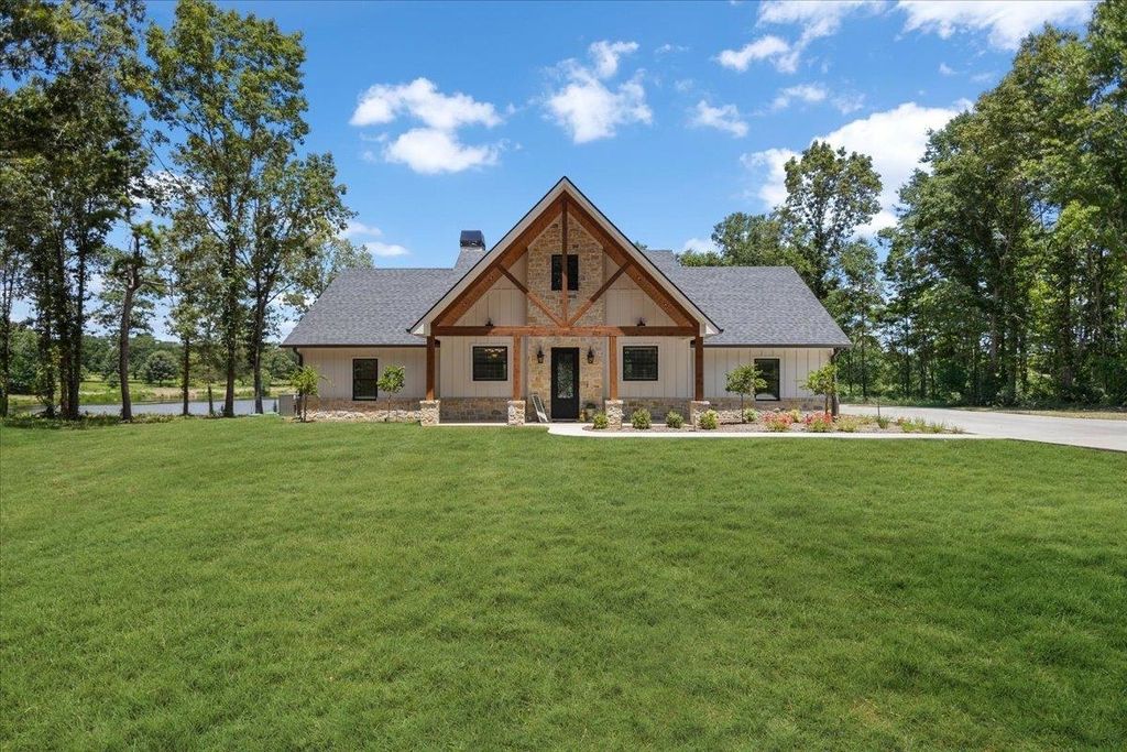 6275 FM 1404, Gilmer, TX 75645