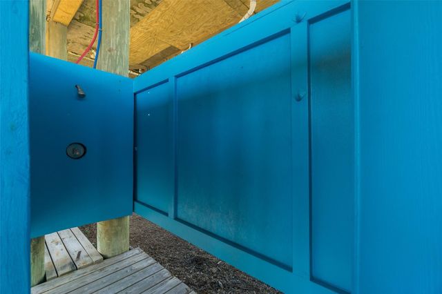 16627 Jamaica Beach Road, Galveston, TX 77554