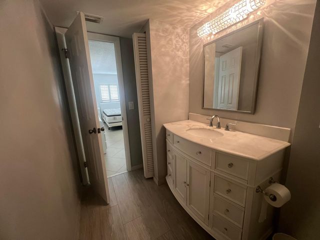 2615 NE 3rd Court 213, Boynton Beach, FL 33435