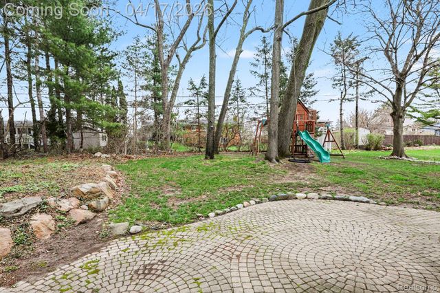 6620 Greene Haven Drive, Village Of Clarkston, MI 48348