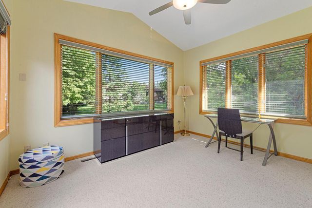 2065 Raspberry Ridge Place NE, Owatonna, MN 55060