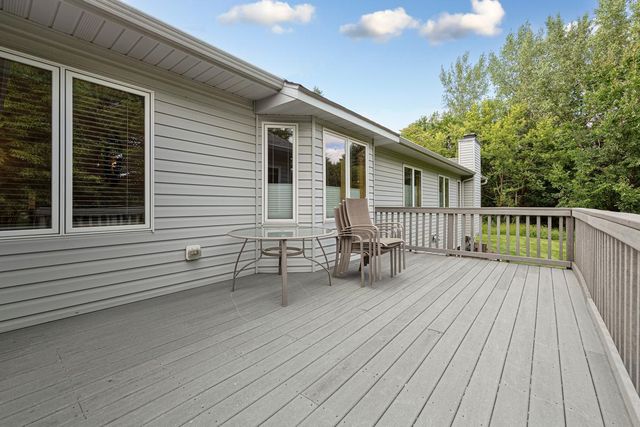 2065 Raspberry Ridge Place NE, Owatonna, MN 55060