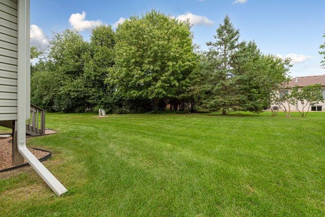 2065 Raspberry Ridge Place NE, Owatonna, MN 55060