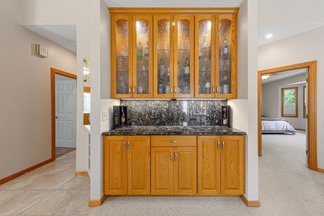 2065 Raspberry Ridge Place NE, Owatonna, MN 55060