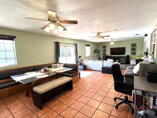 16200 SW 284th St, Homestead, FL 33033