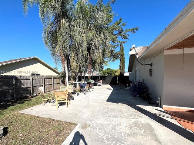 16200 SW 284th St, Homestead, FL 33033