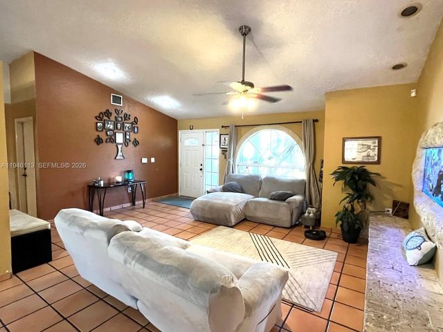 16200 SW 284th St, Homestead, FL 33033