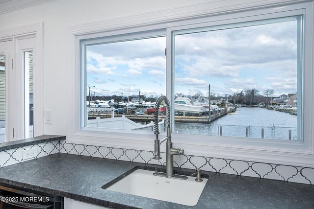 58 E Lagoona Drive, Brick, NJ 08723