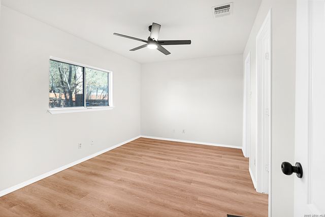 6852 FLATSTONE PASS, Converse, TX 78109