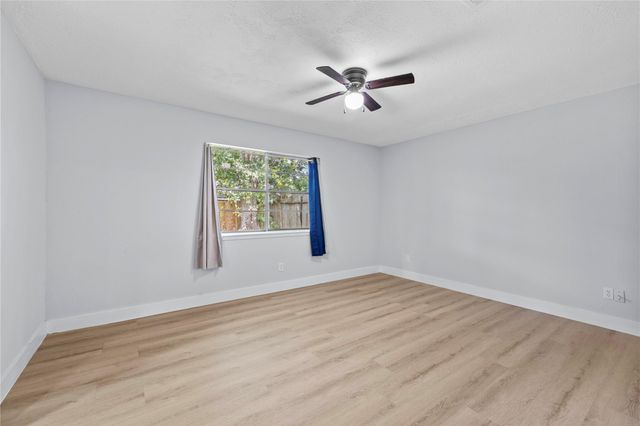 10415 Towne Oak Lane, Sugar Land, TX 77498