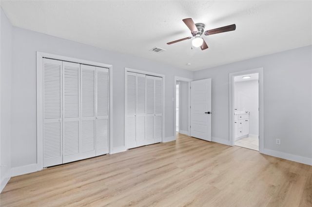 10415 Towne Oak Lane, Sugar Land, TX 77498