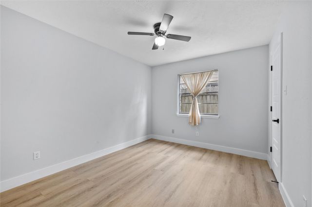 10415 Towne Oak Lane, Sugar Land, TX 77498