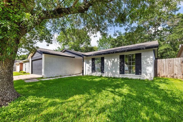 10415 Towne Oak Lane, Sugar Land, TX 77498