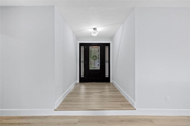 10415 Towne Oak Lane, Sugar Land, TX 77498