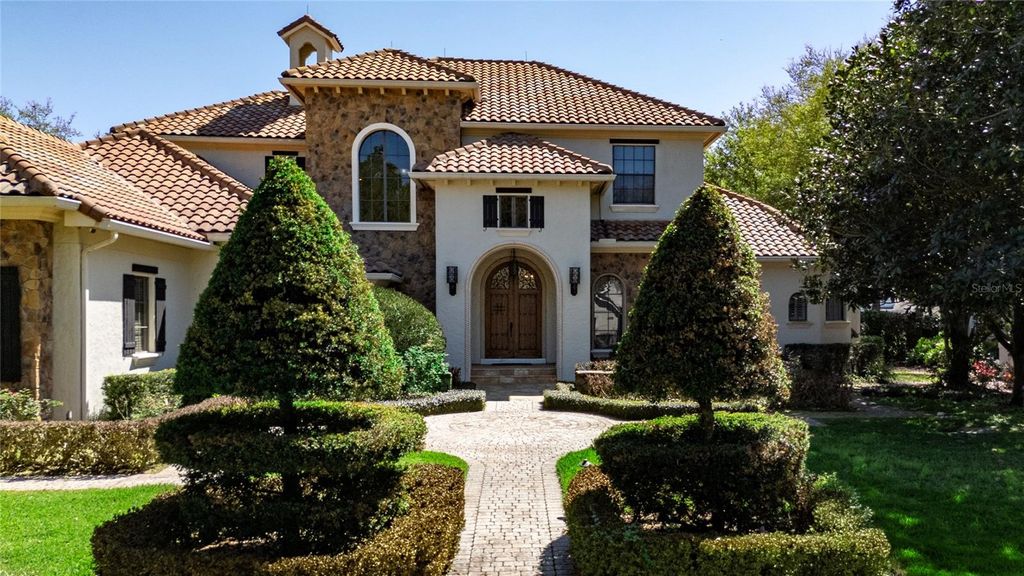Image 2 of property listing at 6857 VALHALLA WAY, Windermere, FL 34786