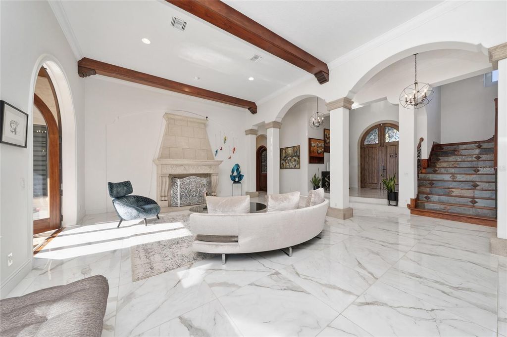 Image 12 of property listing at 6857 VALHALLA WAY, Windermere, FL 34786