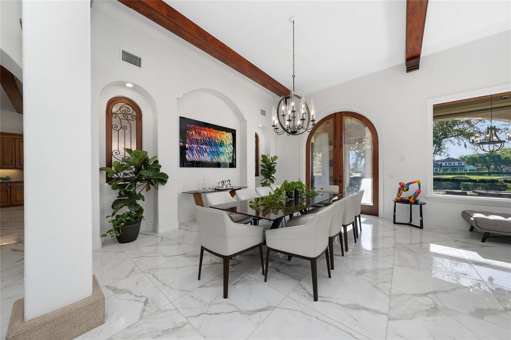 Image 14 of property listing at 6857 VALHALLA WAY, Windermere, FL 34786