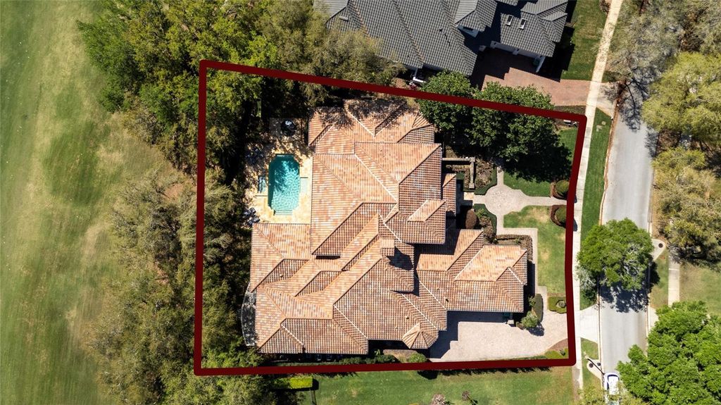 Image 9 of property listing at 6857 VALHALLA WAY, Windermere, FL 34786