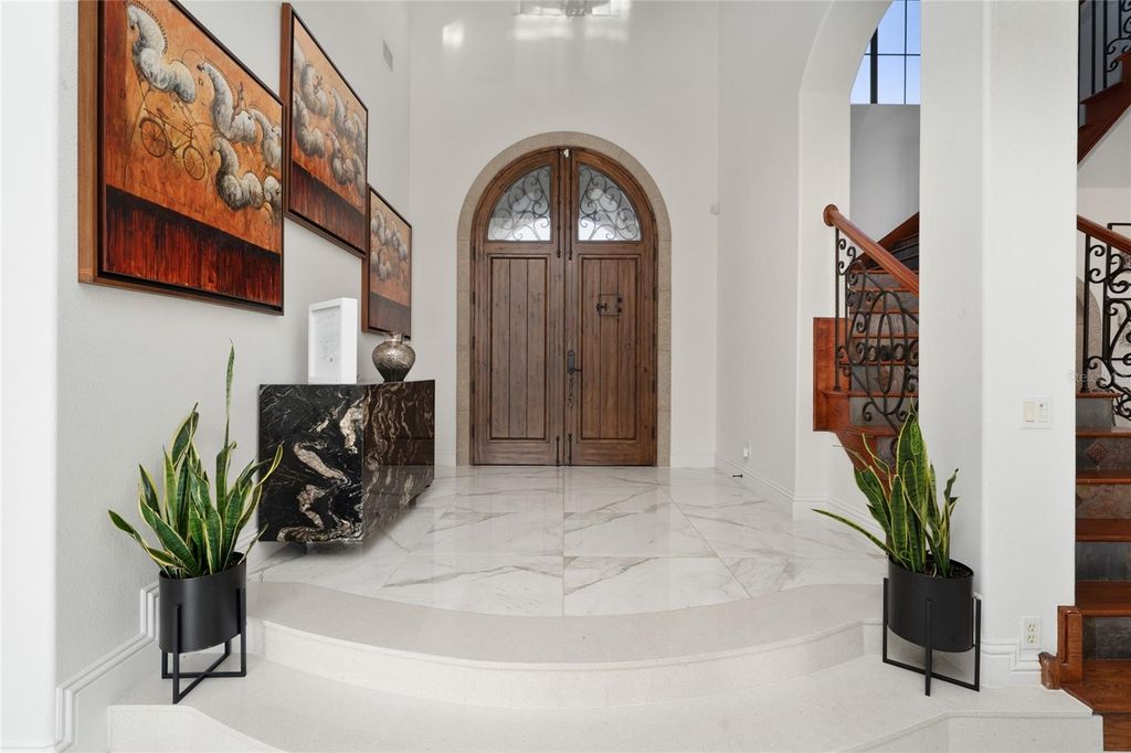 Image 10 of property listing at 6857 VALHALLA WAY, Windermere, FL 34786