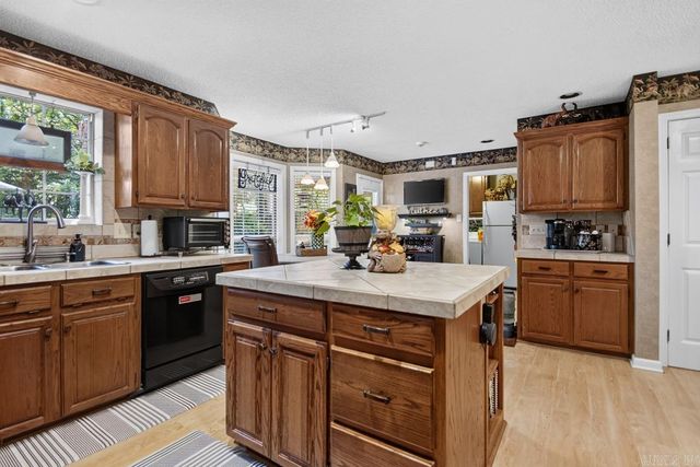 107 Little Creek Road, Sherwood, AR 72120