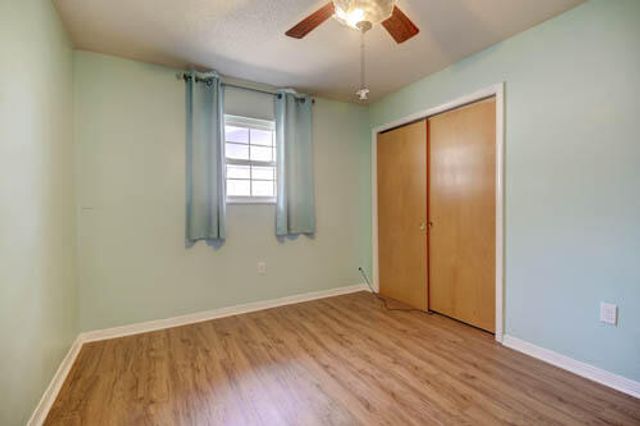 613 NE Cambridge Avenue, Fort Walton Beach, FL 32547