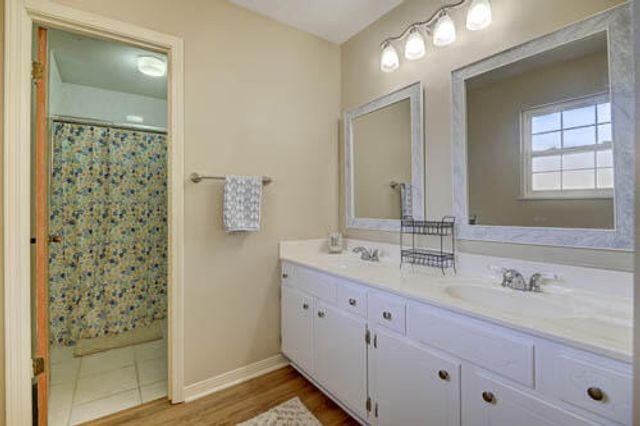 613 NE Cambridge Avenue, Fort Walton Beach, FL 32547