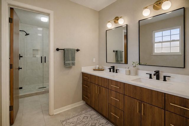 613 NE Cambridge Avenue, Fort Walton Beach, FL 32547