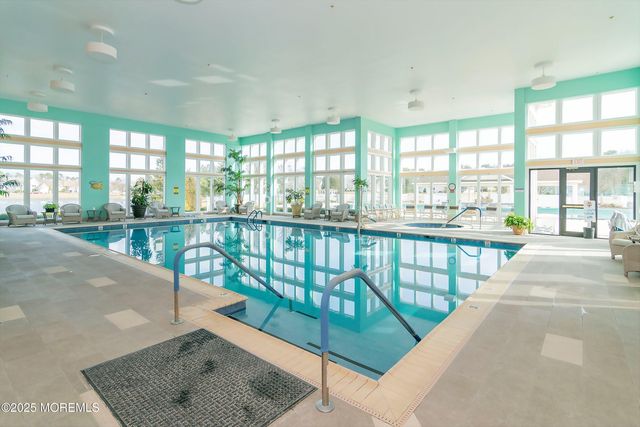 6 Swan Lake Court, Barnegat, NJ 08005