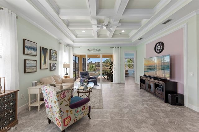 6933 Saona CT, Naples, FL 34113