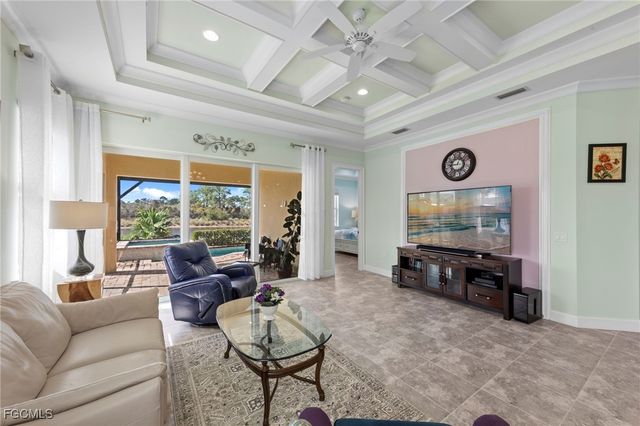 6933 Saona CT, Naples, FL 34113