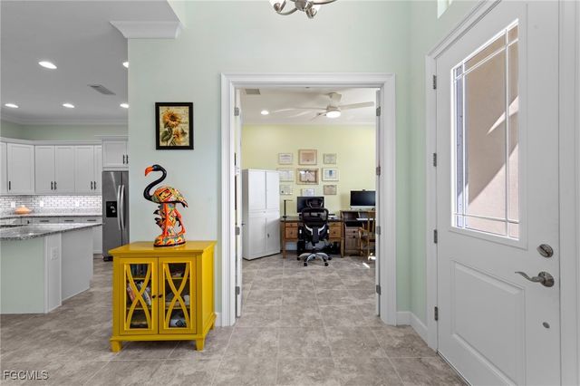 6933 Saona CT, Naples, FL 34113